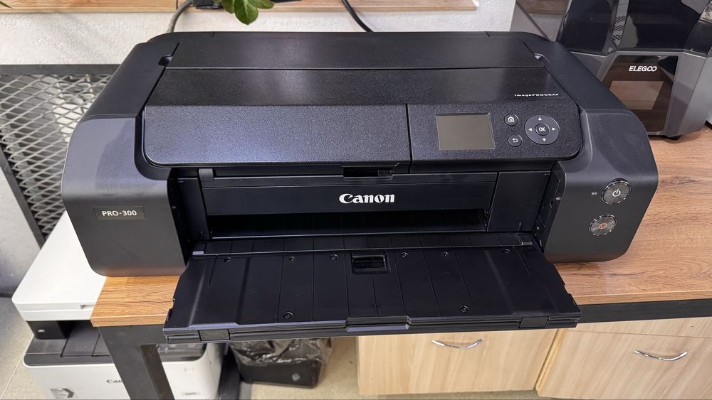 Продам струйный принтер Canon Prograf Pro-300