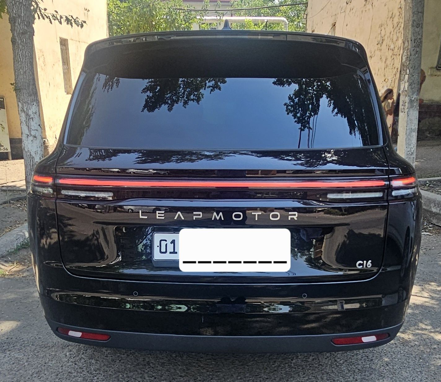 Leapmotor C16 hybrid 200km с РУССИФИКАЦИЕЙ 2024