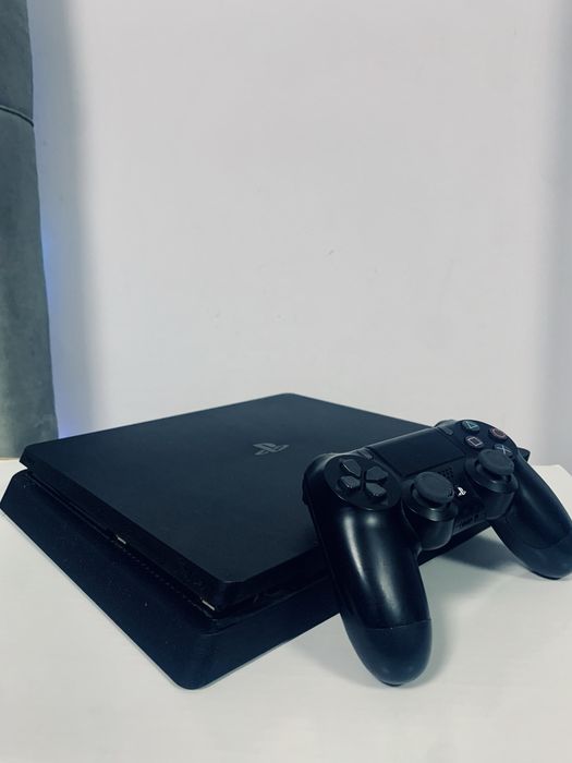 Playstation 4 (PS4) + Jocuri
