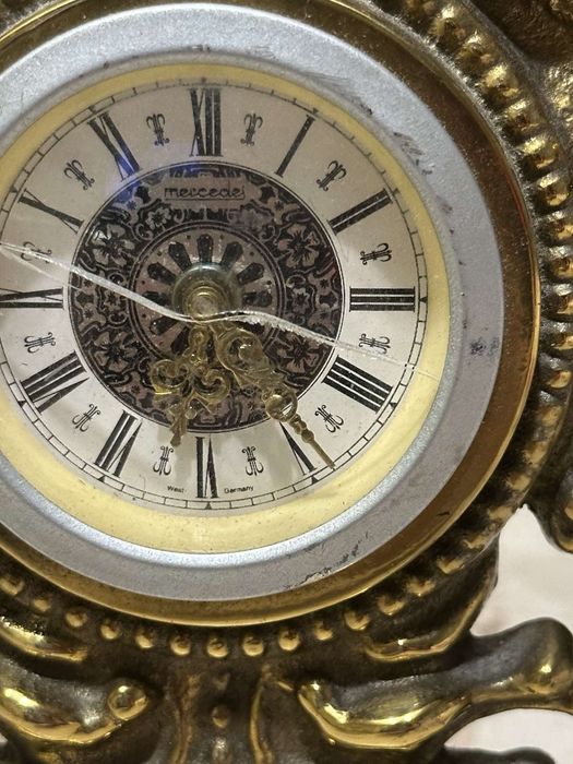 Бронзов часовник мерцедес
