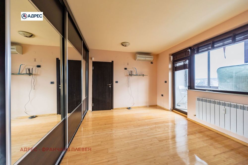 Мезонет в Плевен-Широк център площ 103 цена 205000