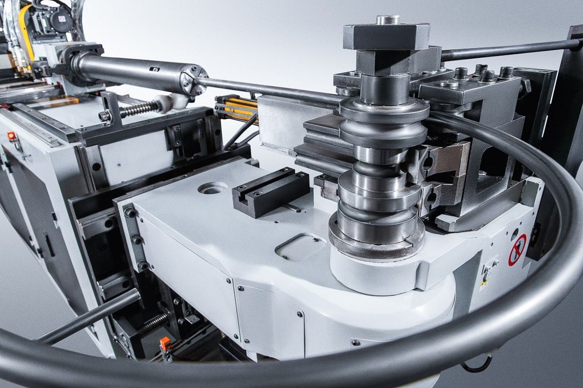 Автоматический трубогибочный станок с ЧПУ IRONMAC IB-CNC