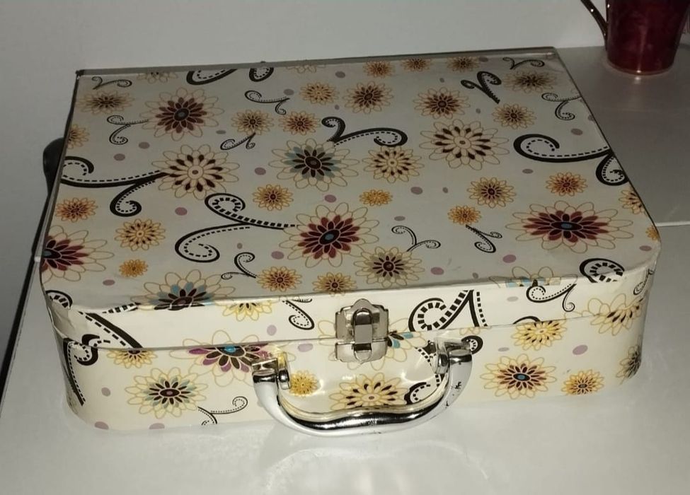 Din lume adunate Franța