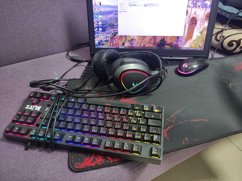 GTX 1070 8gb / Core i7-6700HQ / 16gb ОЗУ / SSD NVME / IPS