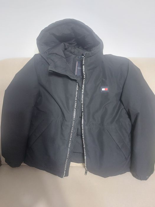 Geaca cu gluga tommy hilfiger