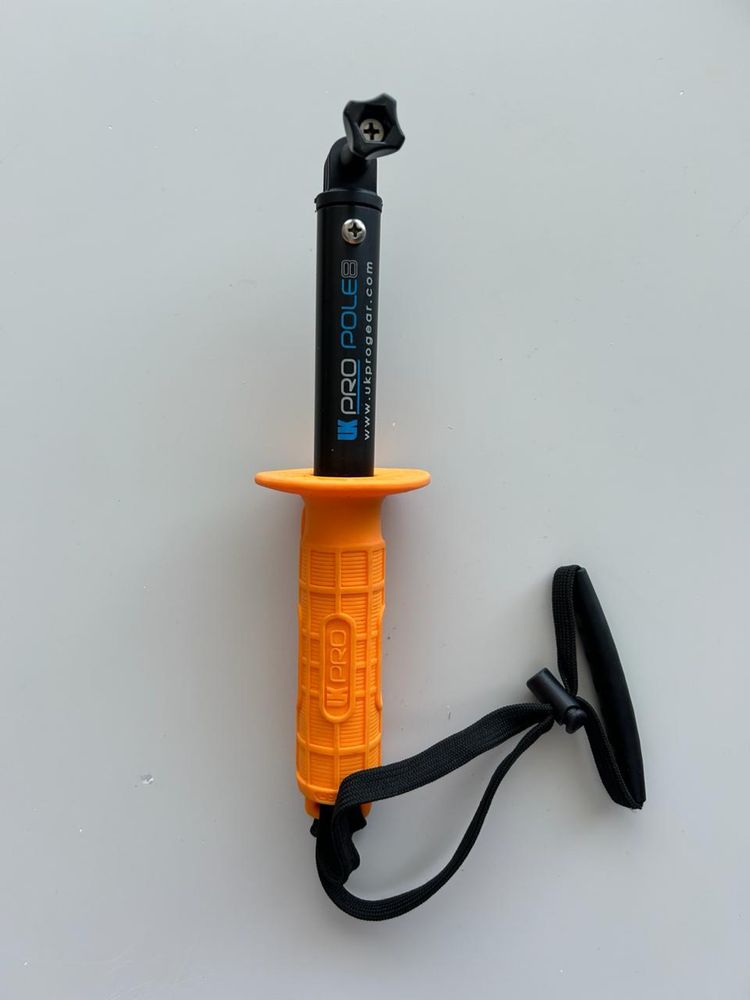 Vand diverse accesorii pentru orice model GoPro.