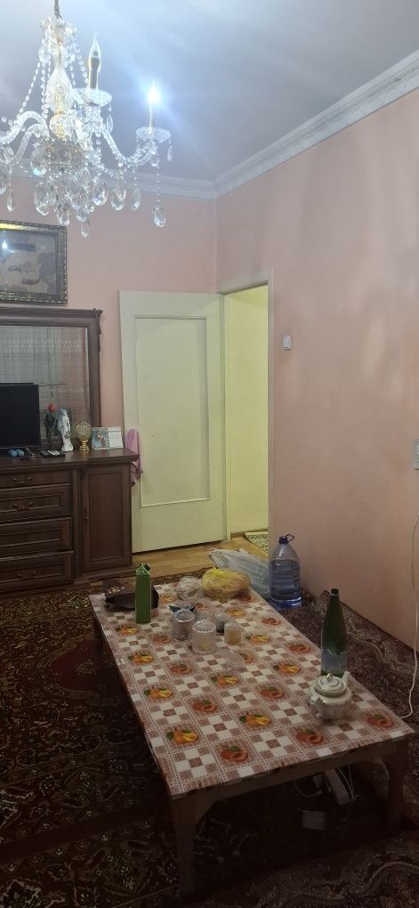 4 etajli uyning 2 etajida 49m2