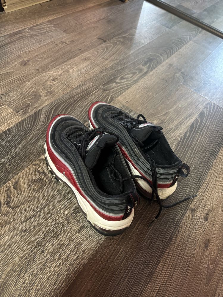Оригинални маратонки nike