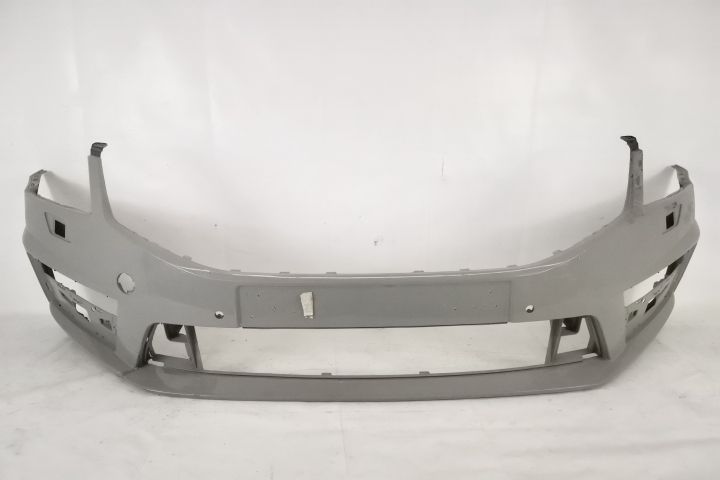 Предна Броня Оригинална С Датчици И Мивка В Добро Състояние VRS RS Шко