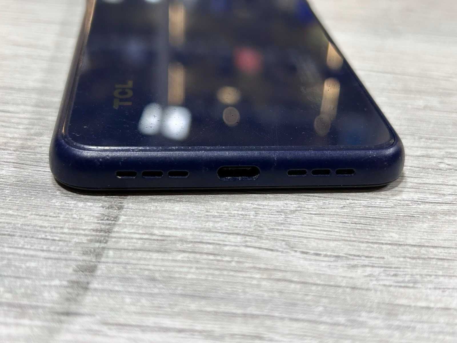 TCL 305 32GB 2GB RAM Dual