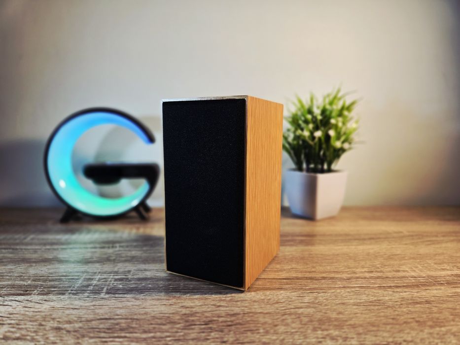 Блутут Колонка/Bluetooth Speaker С до 20ч.Работа с едно зареждане.