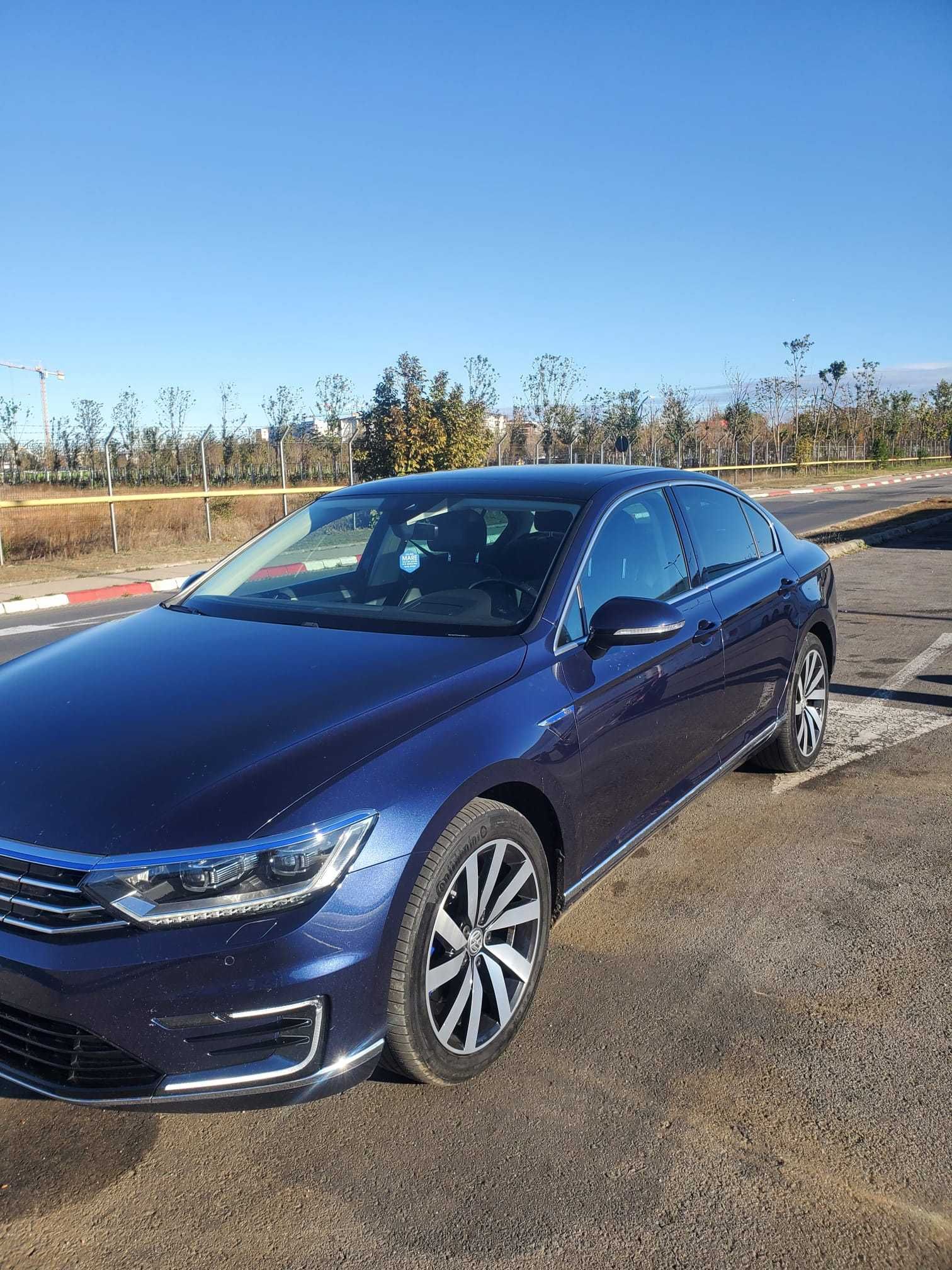 WV Passat 1.4 TSI GTE Plug in Dotari Full Proprietar