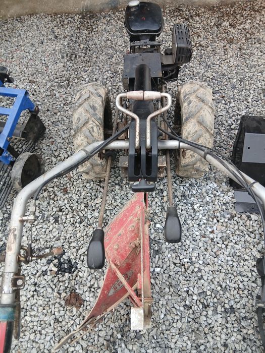 Motocultor...freza...plug