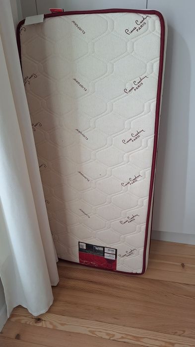 Бебешки матрак Pierre Cardin Paris