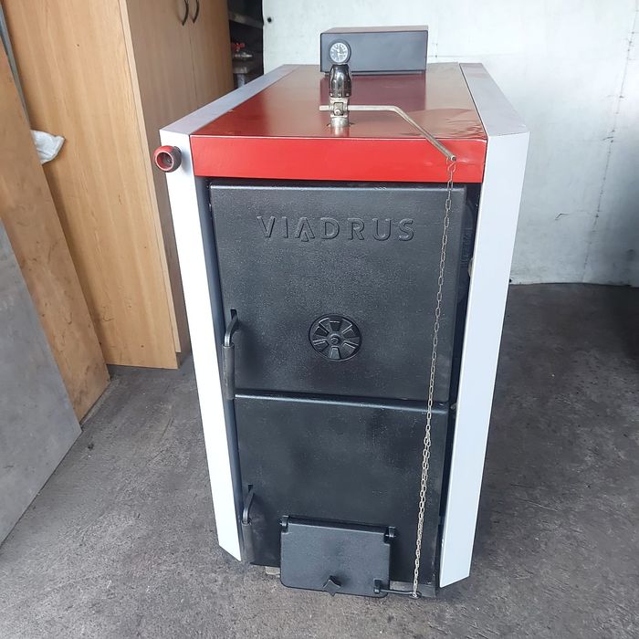 Vind centrala (cazan) viadrus din fonta 40kw cu 8 elementi