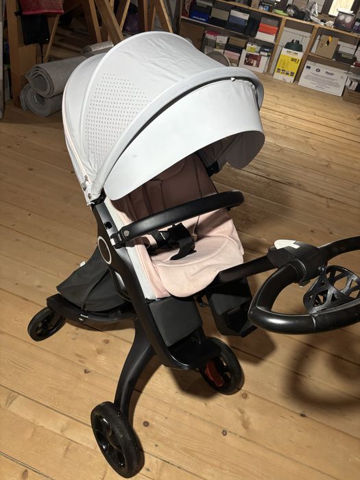 Carucior stokke v6  3 in 1 si accesorii