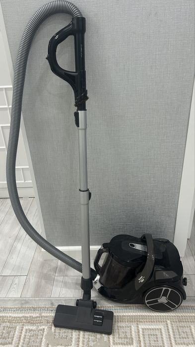 Продается пылесос Tefal