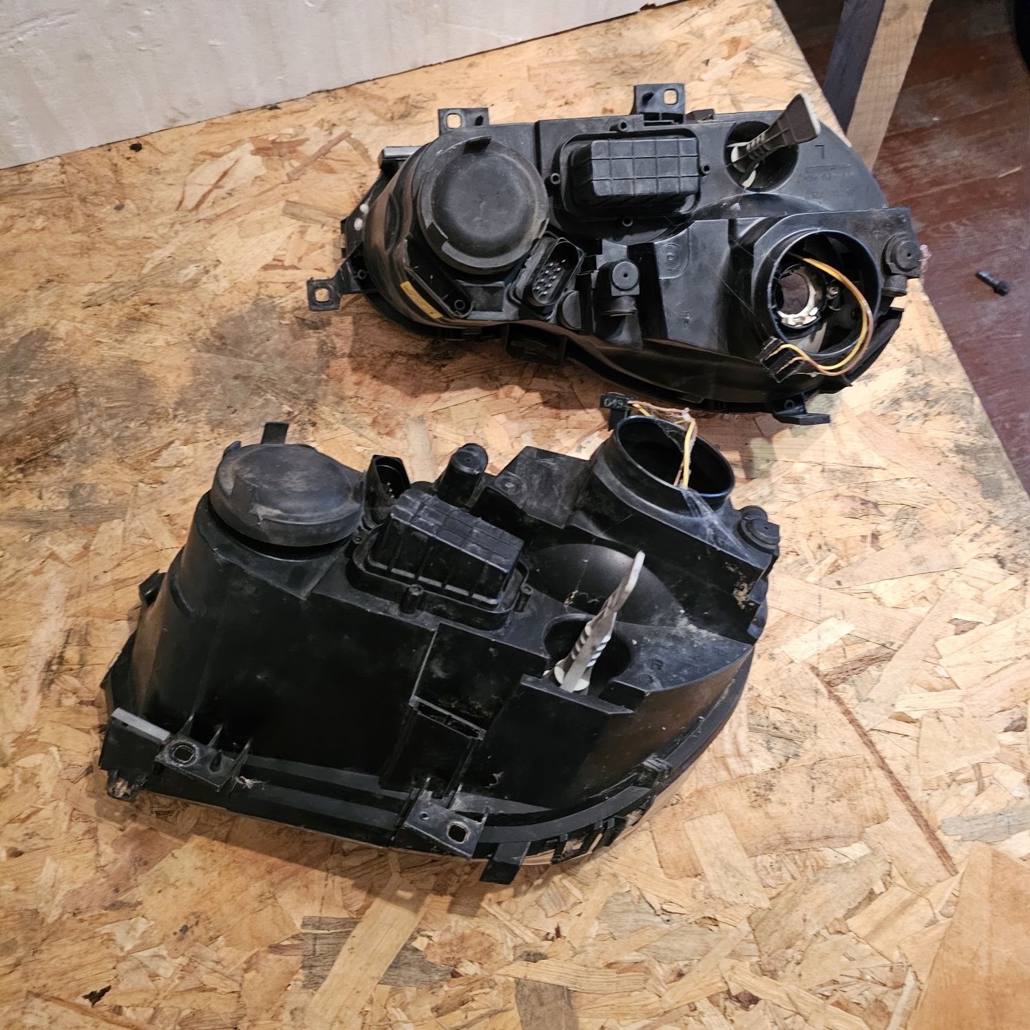 Фарове за Volkswagen polo