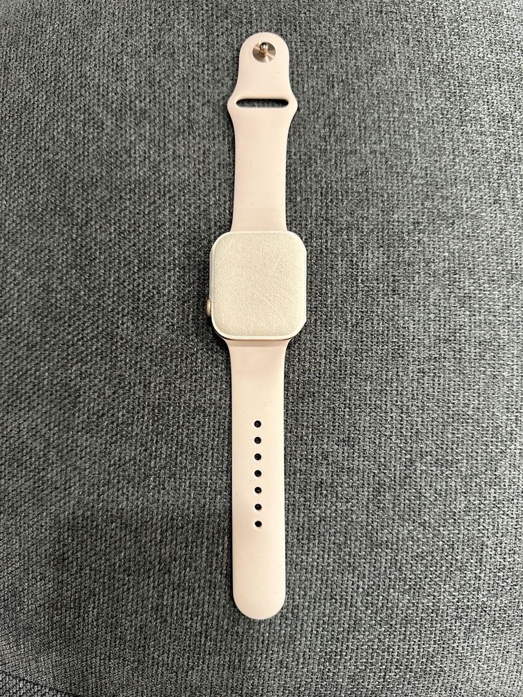 Apple Watch 4 44 мм Rose Gold
