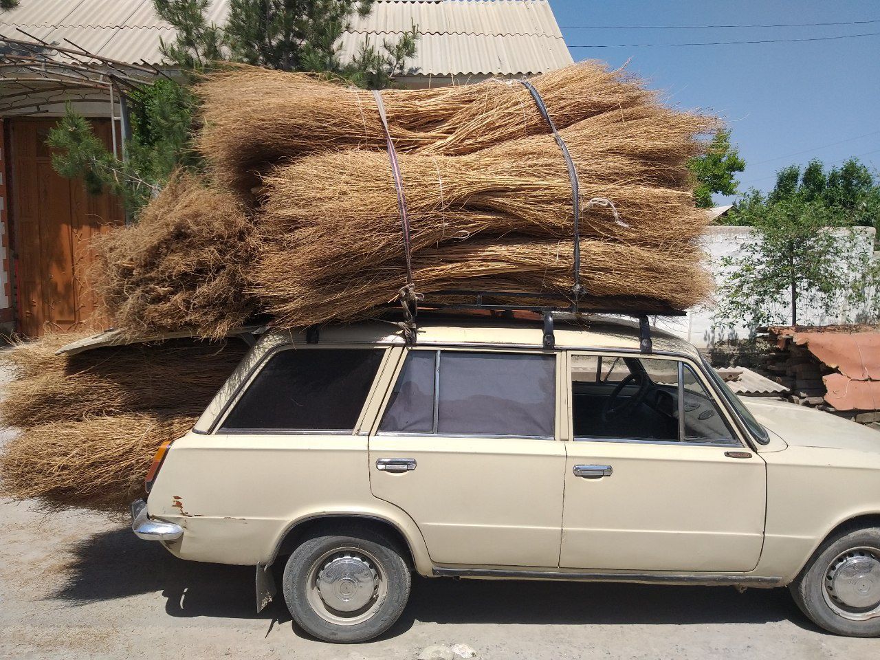 Веник сoрго Кукон