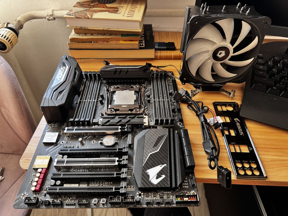 PC Starter Pack - Placă de bază X299 + i5-7640x + Cooler