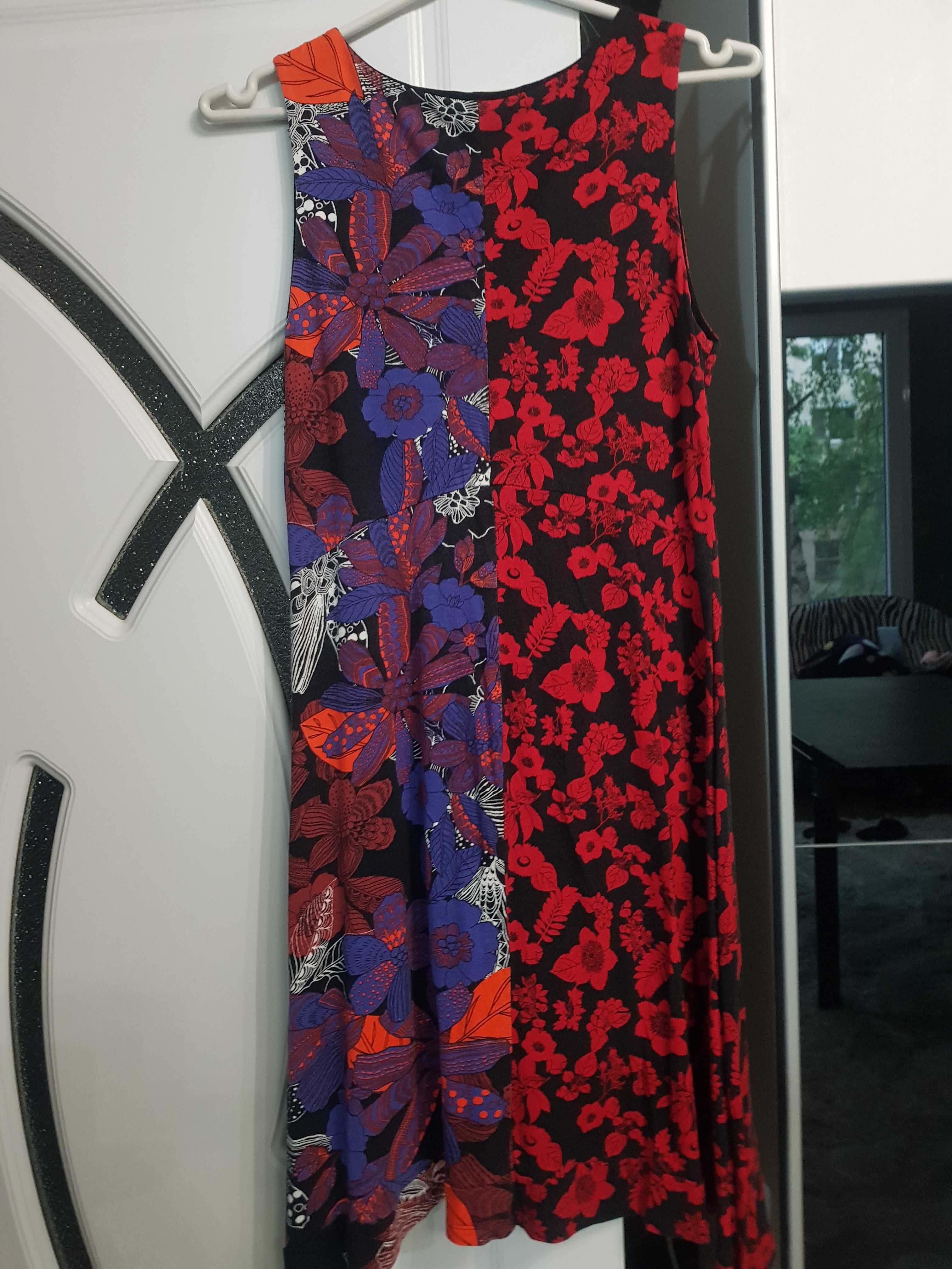 Продавам италианска туника и летни рокли Desigual и Dixie