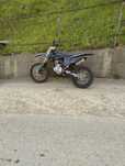 Vând cross crz 250