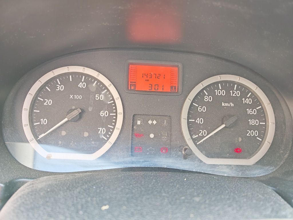 Vând urgent Dacia Logan 1.4 MPI