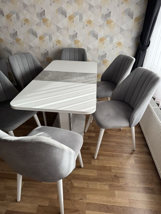 Разтегателна Маса с 6 стола