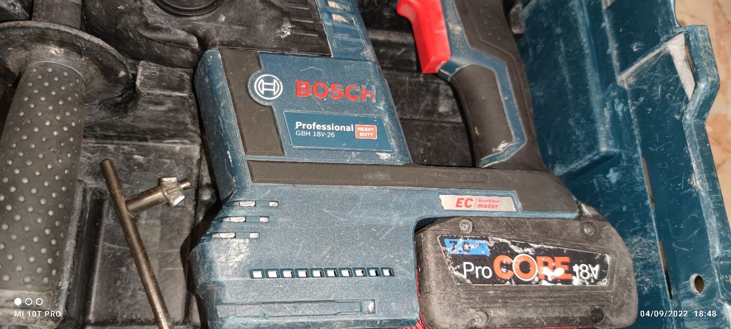 Kit BOSCH rotopercutor BOSCH GBH 18V-26 autofiletanta BOSCH GSR 18V-LI