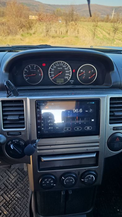 Vând Nissan x-trail T30