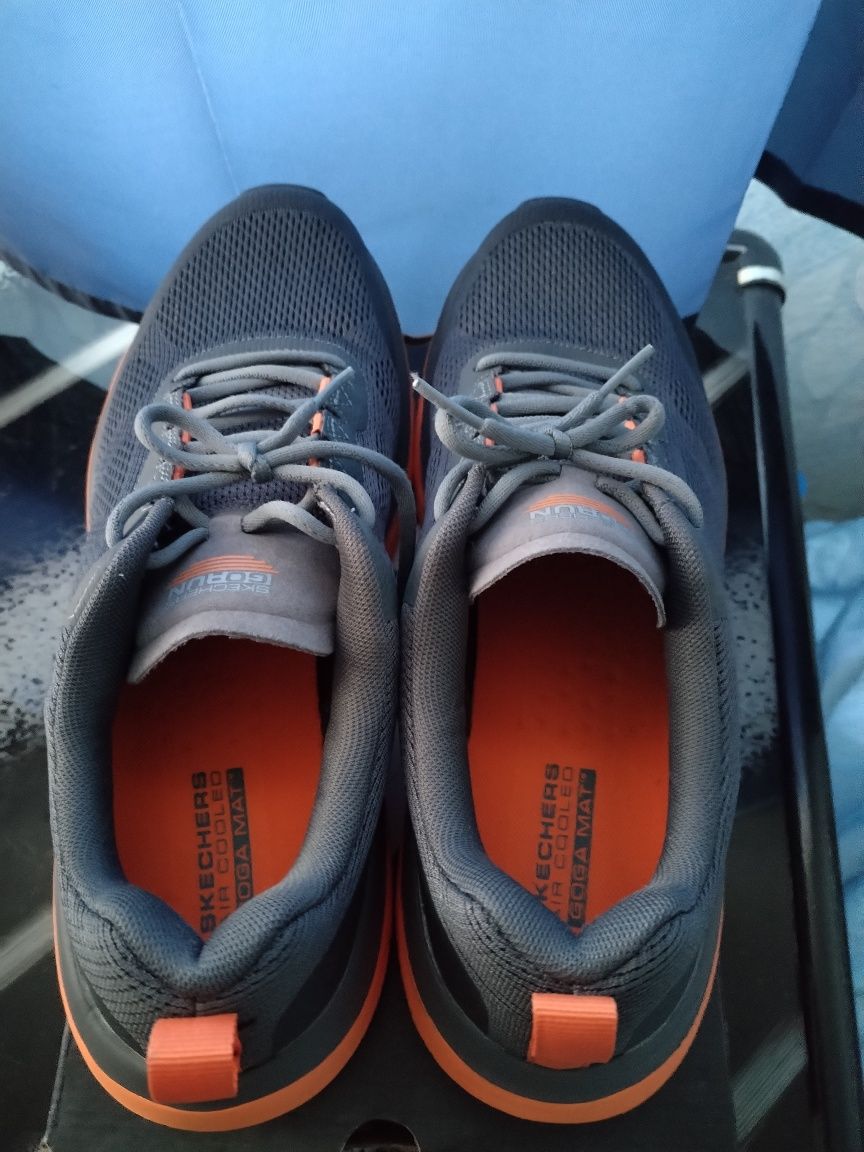 Skechers Max Cushioning Delta 45 номер