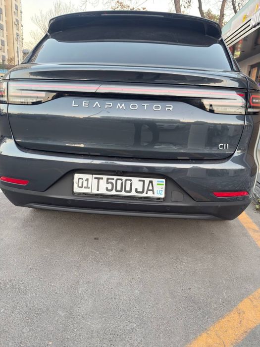 LEAPMOTOR C11 2024 - как новый 12 тыс.км, не битый, техпаспорт 2025