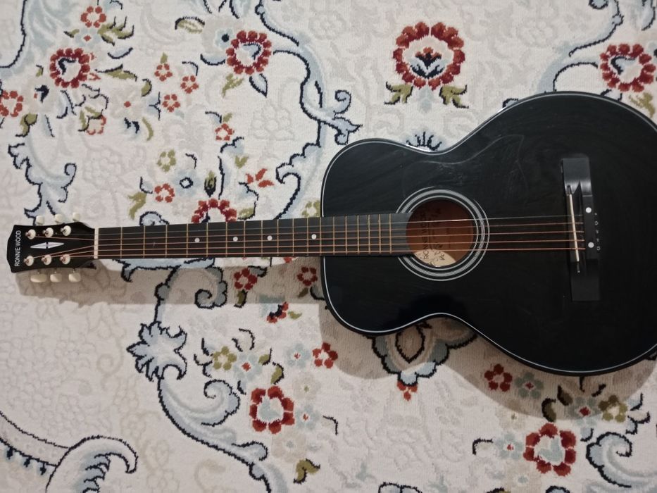 Акустические гитара