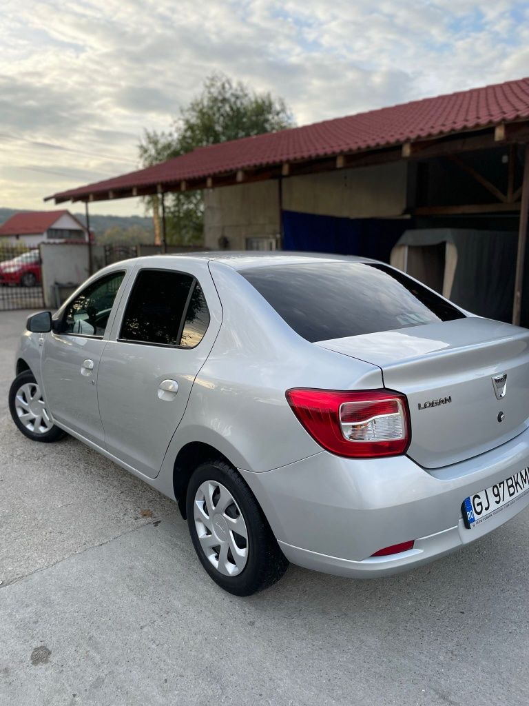 Dacia Logan Laureate 1.2 Benzină + GPL