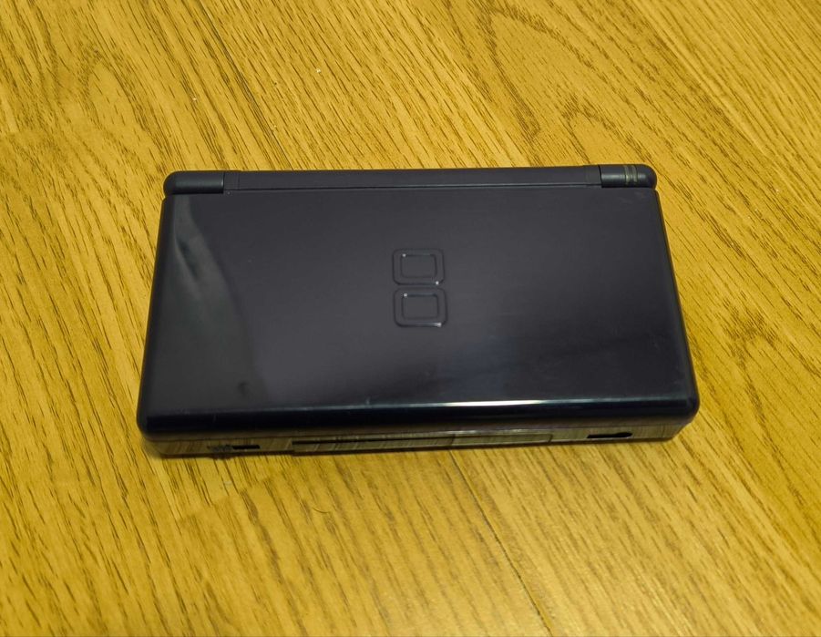 Nintendo DS lite игра