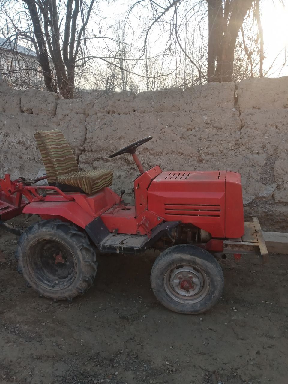Xolati yaxshi Кмз 012