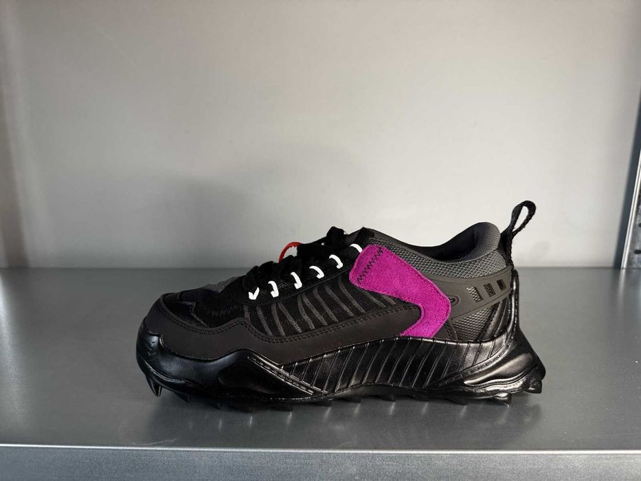 OFF WHITE / различни модели