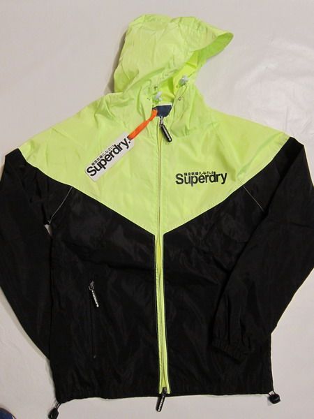 Geaca fas subtire Superdry marimea M - super pret 85 ron