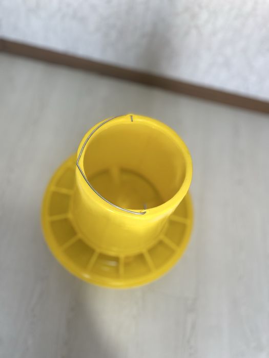 Yangi broller tovuqlar uchun ozuqa idishi – mustahkam va qulay