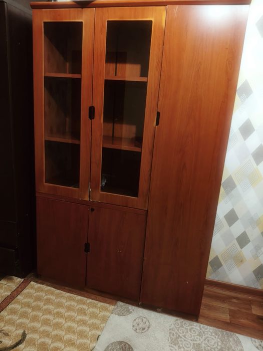 Продам шкаф в хорошем состоянии