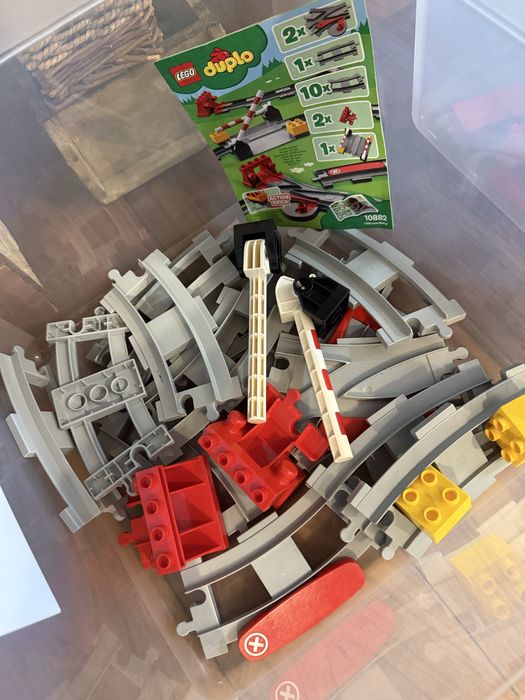 Lego Duplo set șine de cale ferată și macazuri