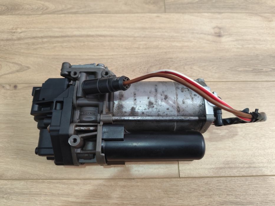 Compresor perne aer Audi Q7 Q8 4M, Touareg CR, Cayenne Tesla Model S X