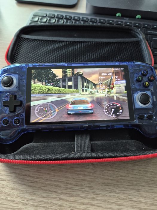 Anbernic RG556 nintendo, playstation emulator