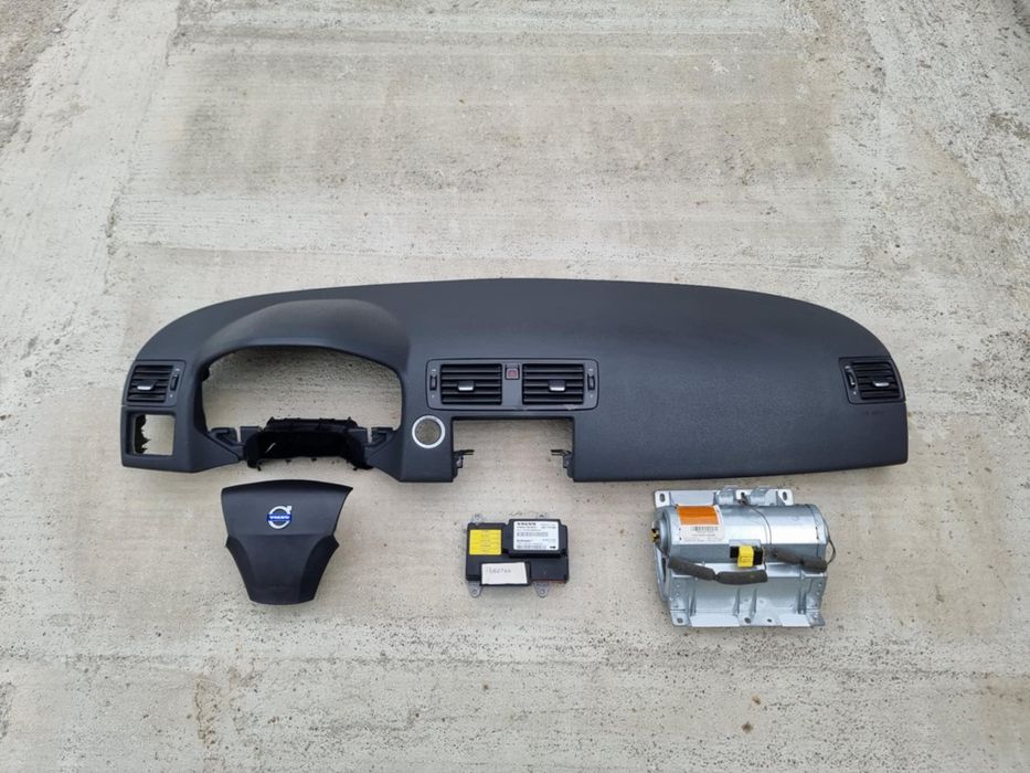 Plansa bord Volvo C70/ C30