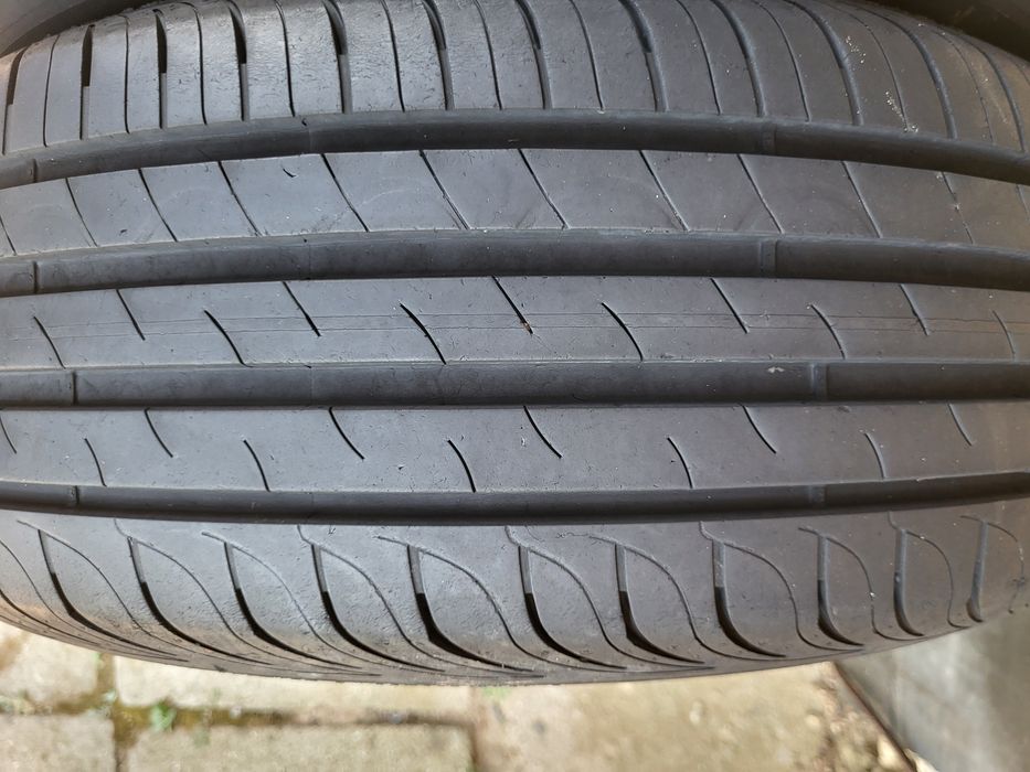 2бр 215/60/16 сава неразличими от новите