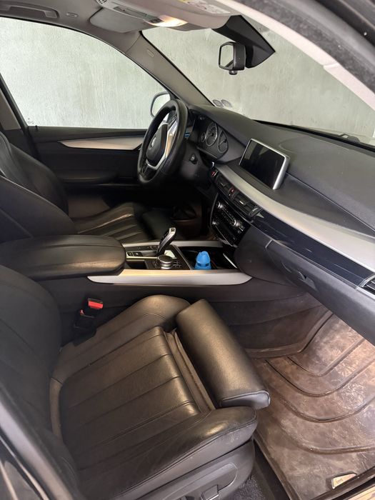 Proprietar Vand bmw x5
