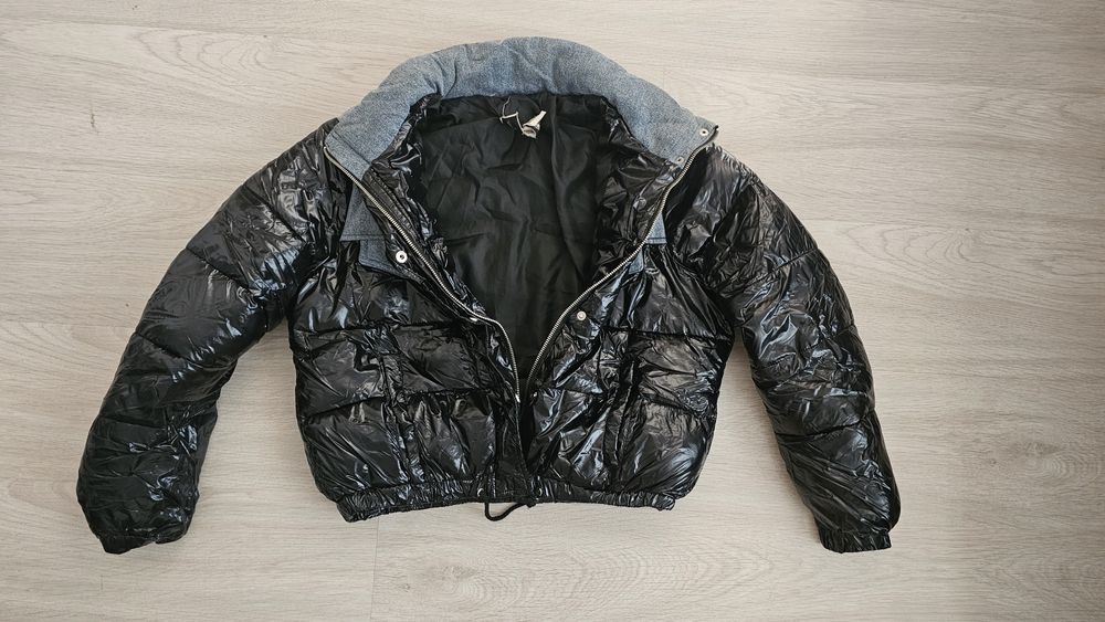 Продавам Бомбър яке