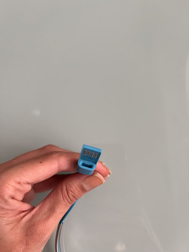 USB micro кабел - гривна
