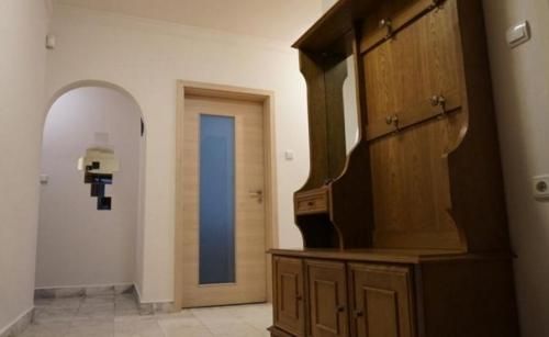 Дава се под наем Тристаен апартамент в София, Банишора - 120 кв.м за 750 € - Снимка #11